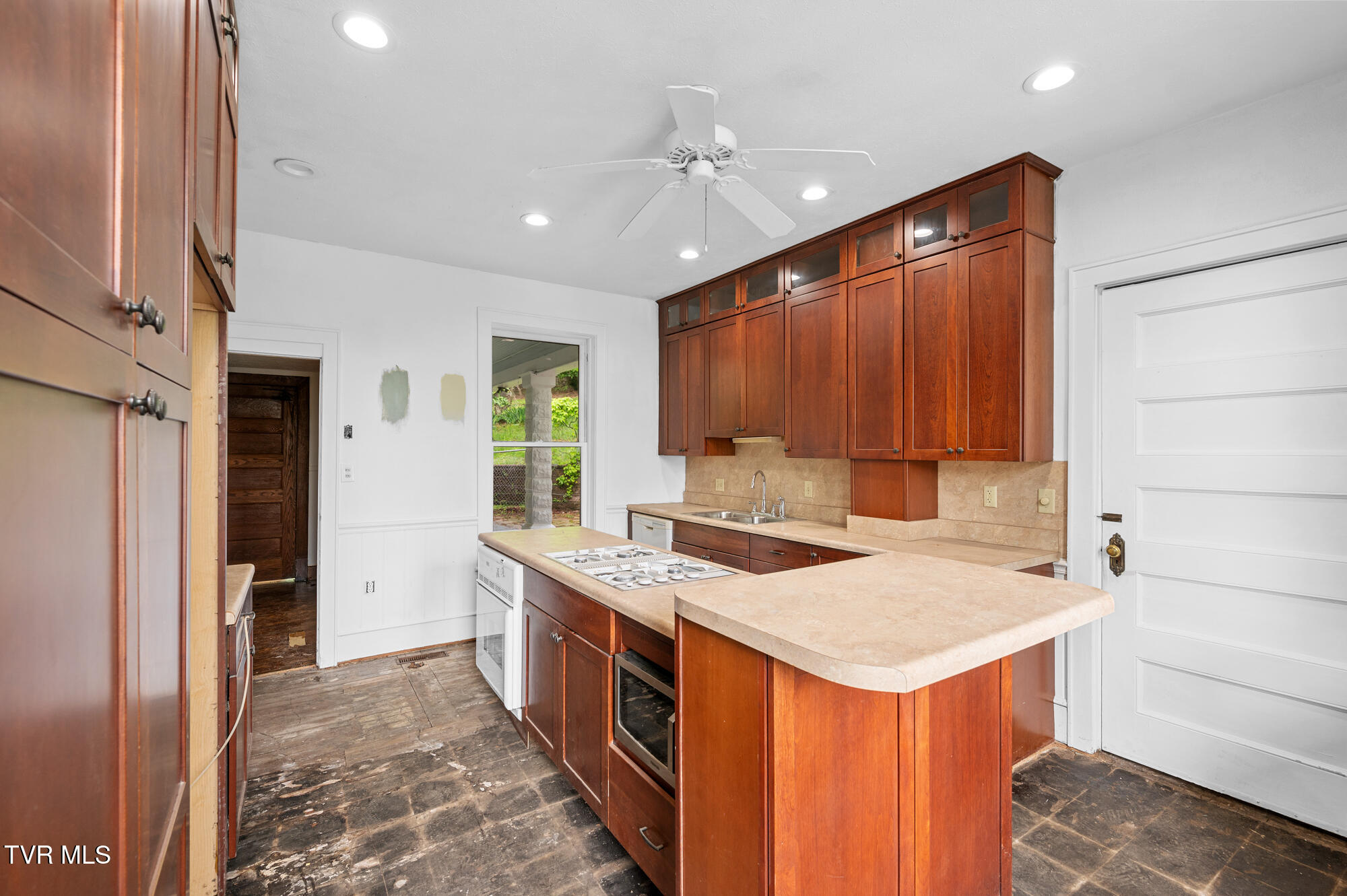 243 Mason Place, Abingdon, Virginia image 39