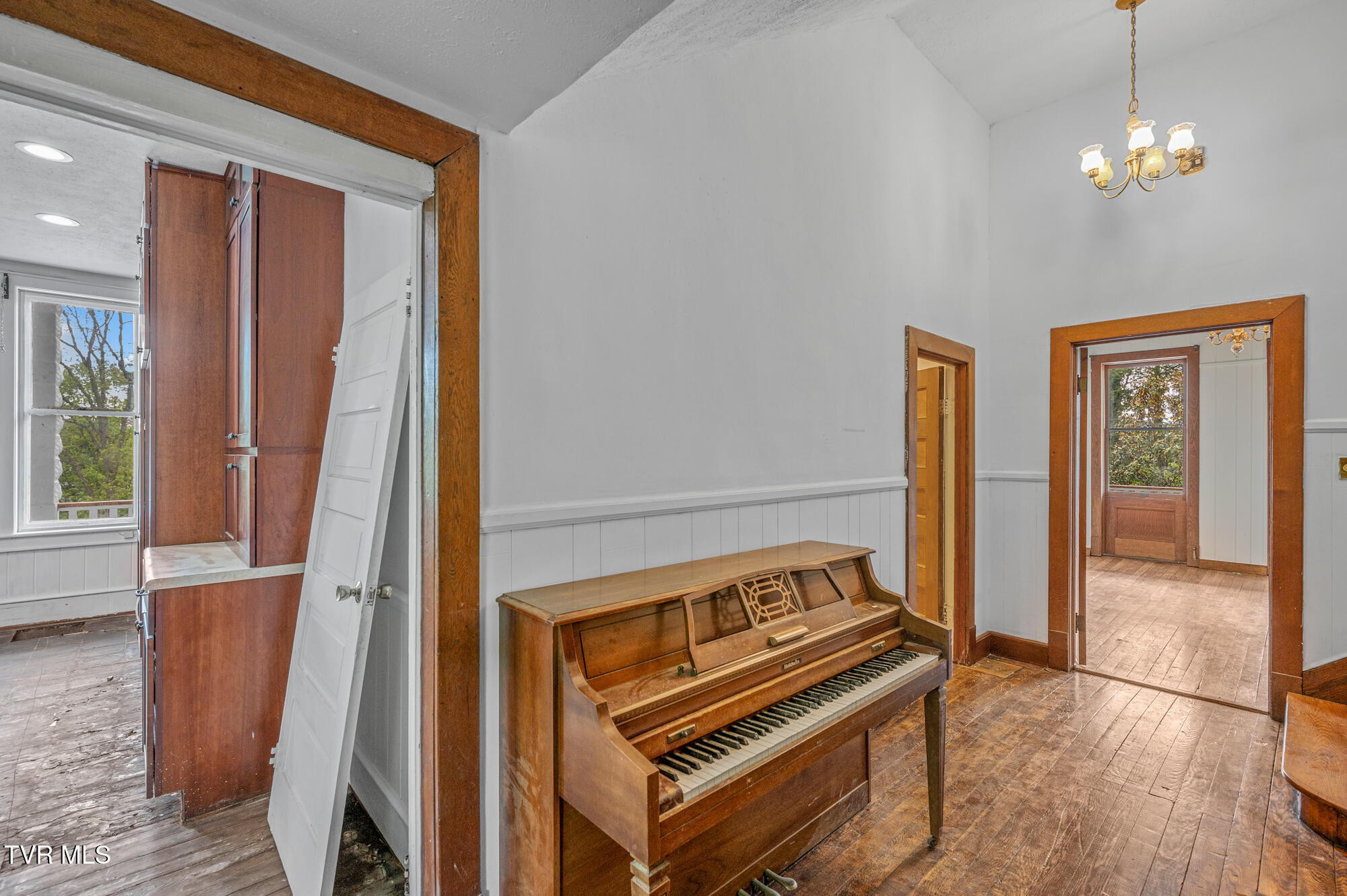 243 Mason Place, Abingdon, Virginia image 37
