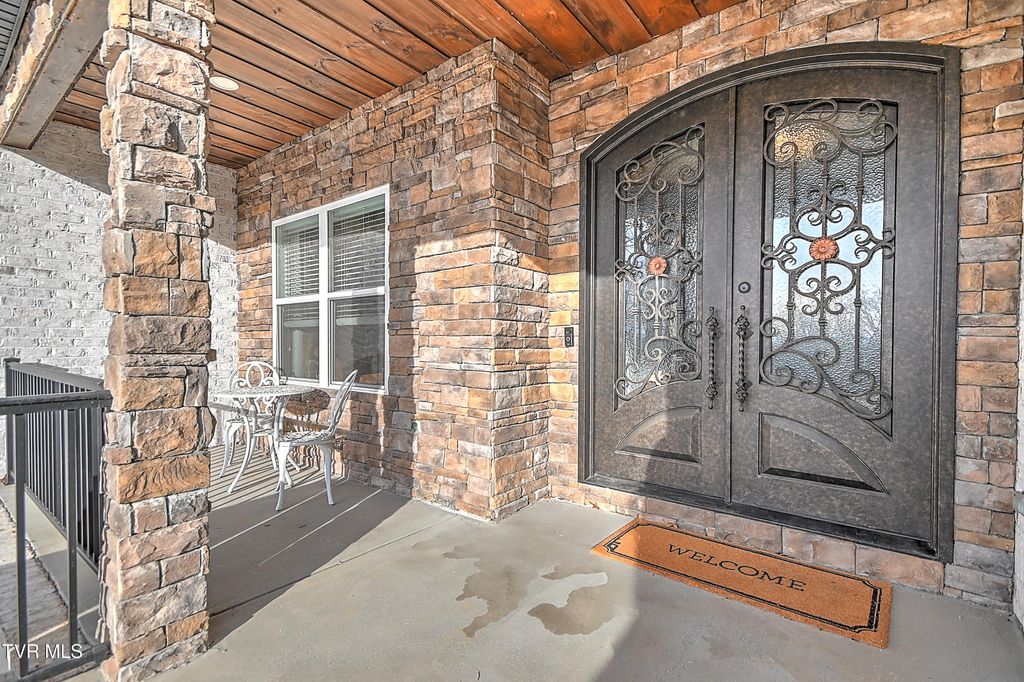 Photo of 127 Allison Timbers Road, Piney Flats, TN 37686 (MLS # 9989962)