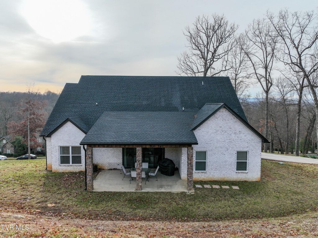 Photo of 127 Allison Timbers Road, Piney Flats, TN 37686 (MLS # 9989962)