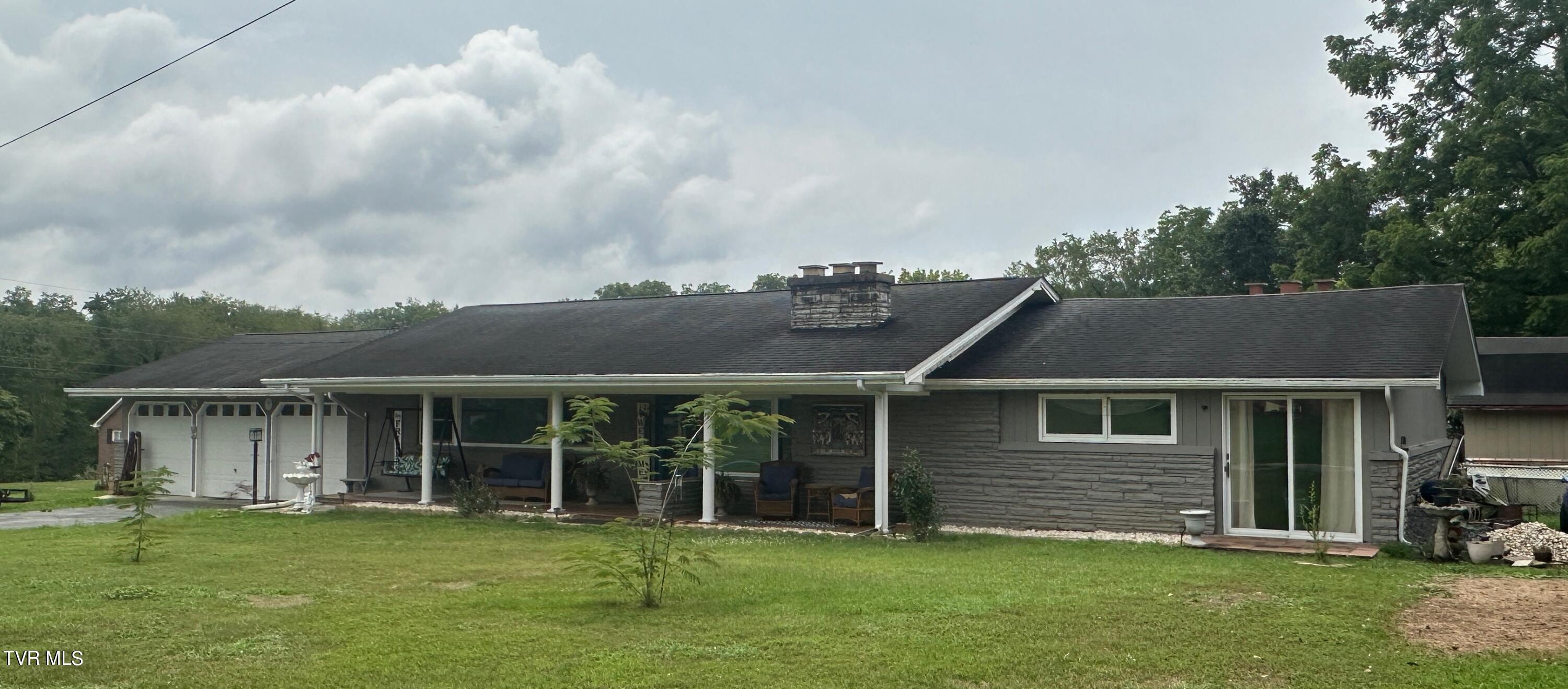 64 Salyer Drive, Castlewood, Virginia image 1