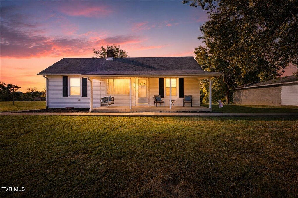 Photo of 337 Allen Drive, Bulls Gap, TN 37711 (MLS # 10000552)