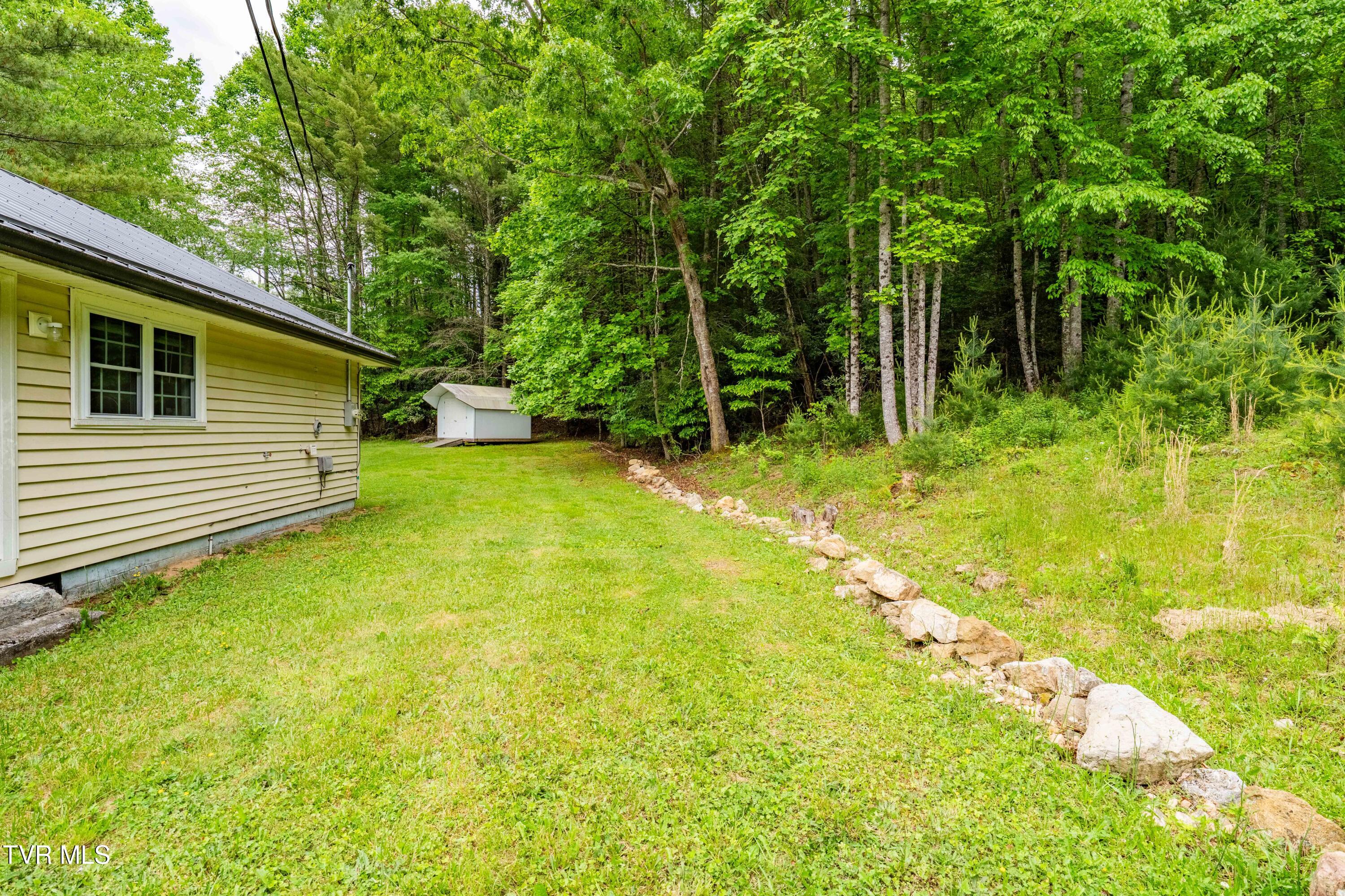 674 Shoun Street, Mountain City, Tennessee image 32