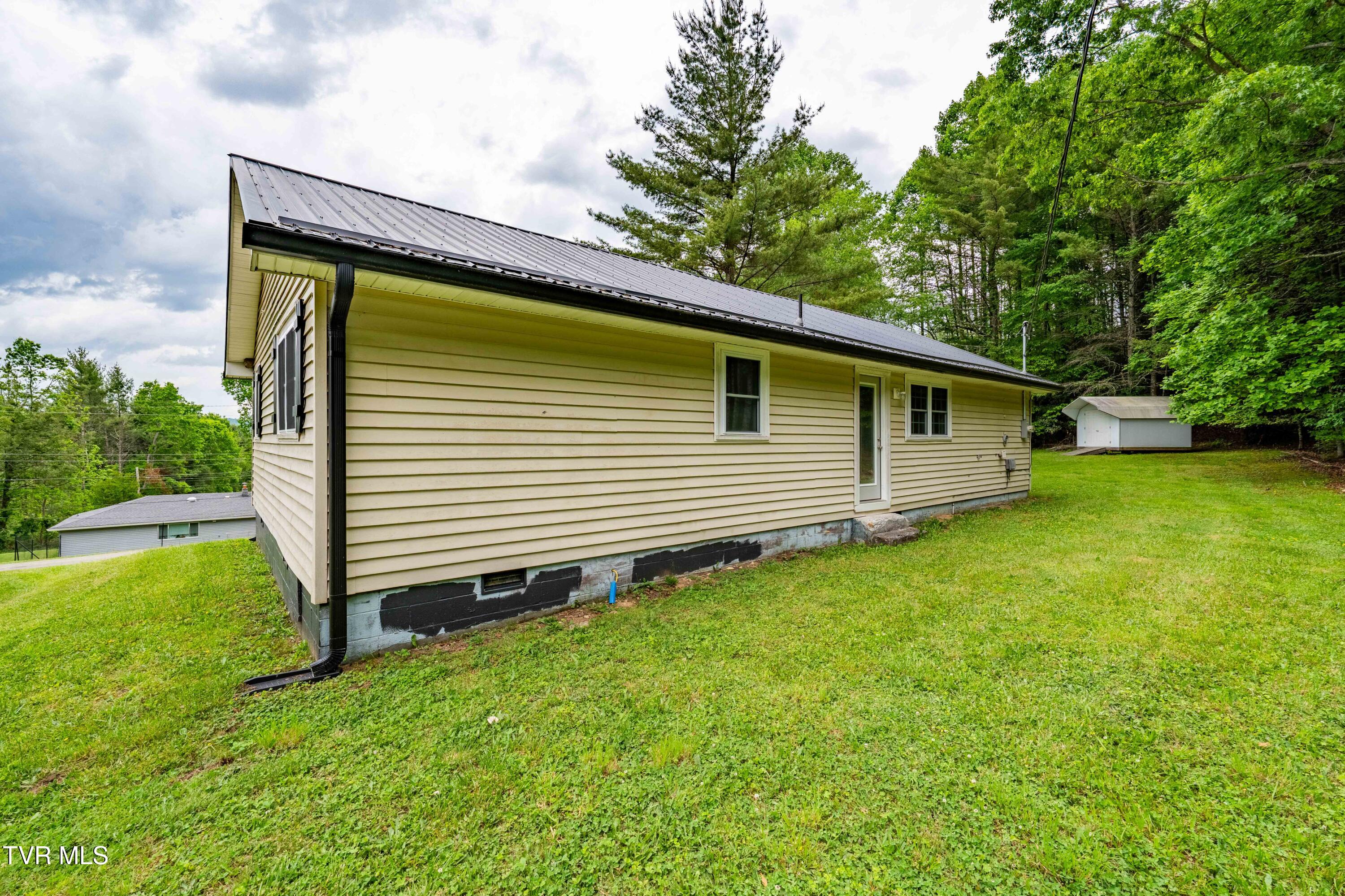 674 Shoun Street, Mountain City, Tennessee image 30