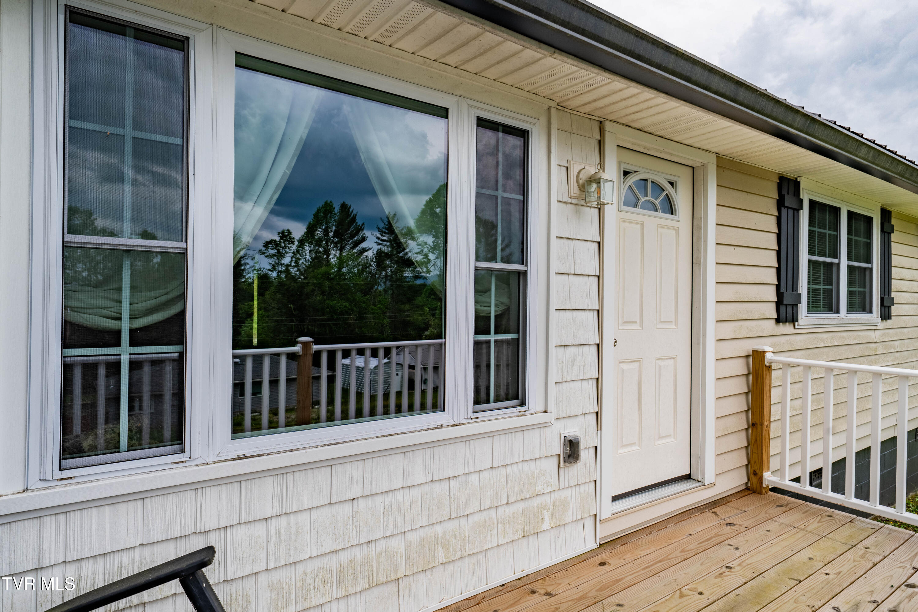 674 Shoun Street, Mountain City, Tennessee image 5