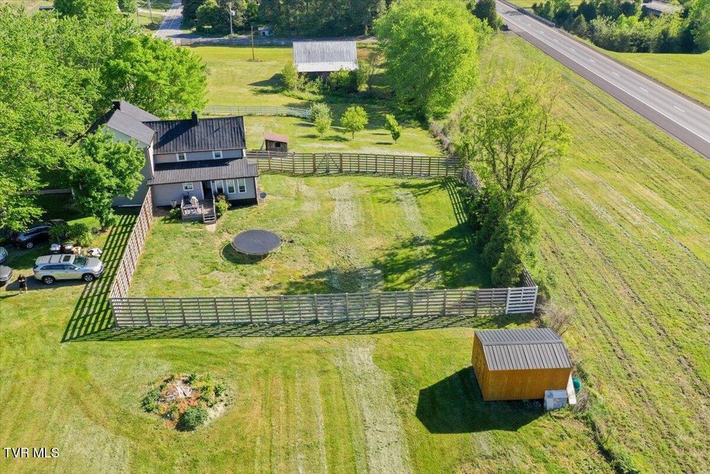 Photo of 28292839 Rock Springs Road, Kingsport, TN 37664 (MLS # 9994345)