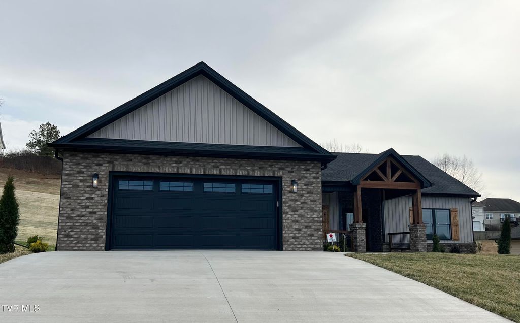 Photo of 500 Middays Rest, Jonesborough, TN 37659 (MLS # 9989931)