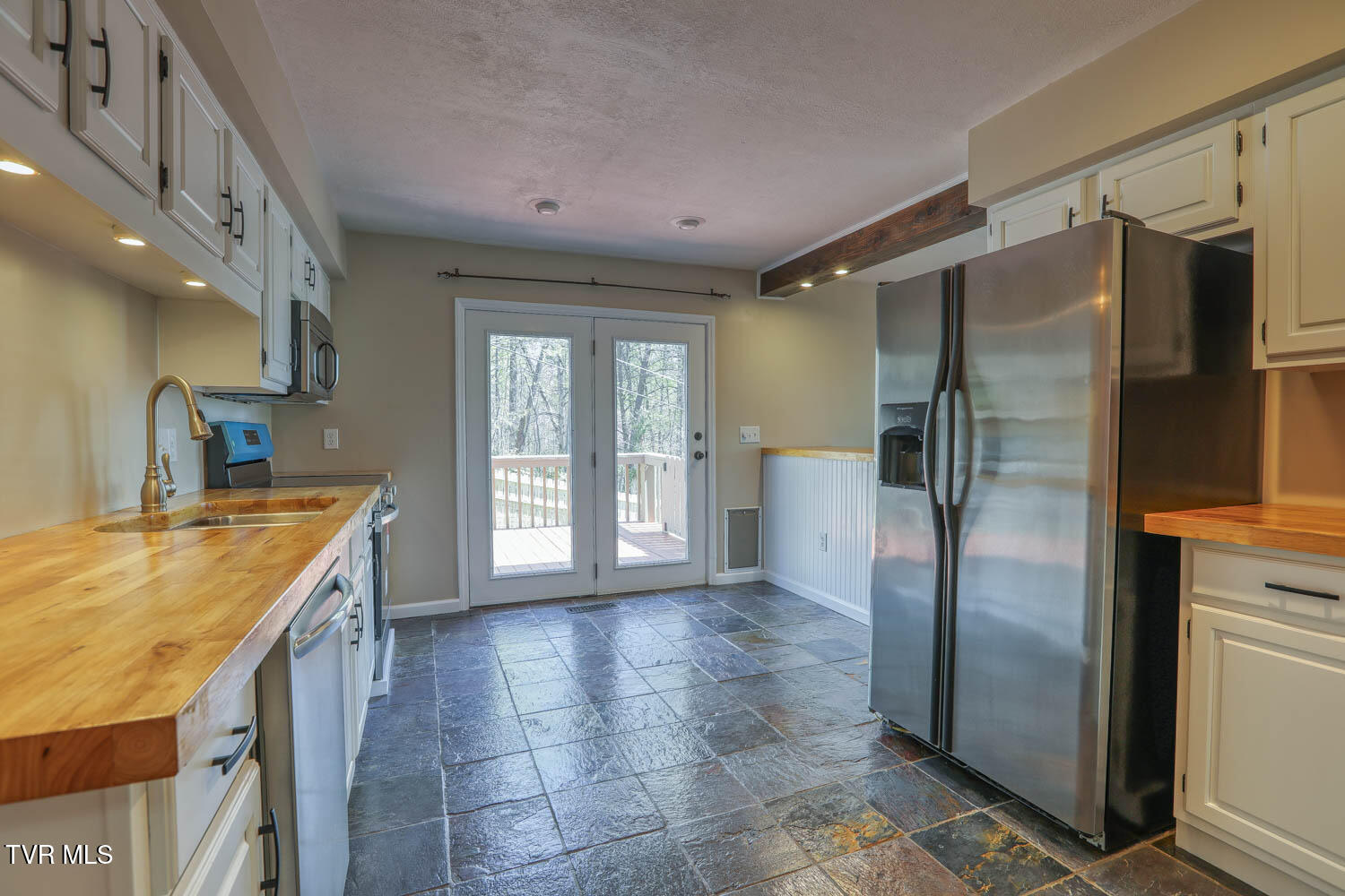 804 Seven Oaks Drive, Mount Carmel, Tennessee image 33
