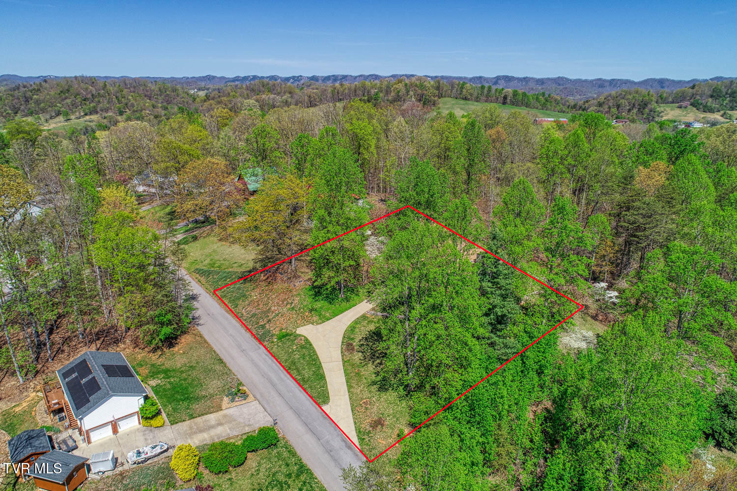 804 Seven Oaks Drive, Mount Carmel, Tennessee image 30