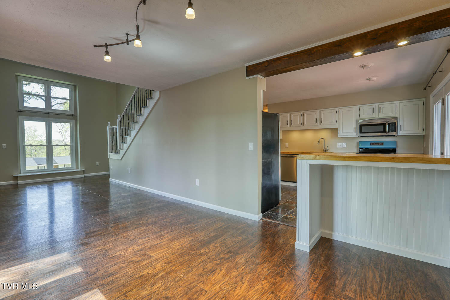 804 Seven Oaks Drive, Mount Carmel, Tennessee image 42