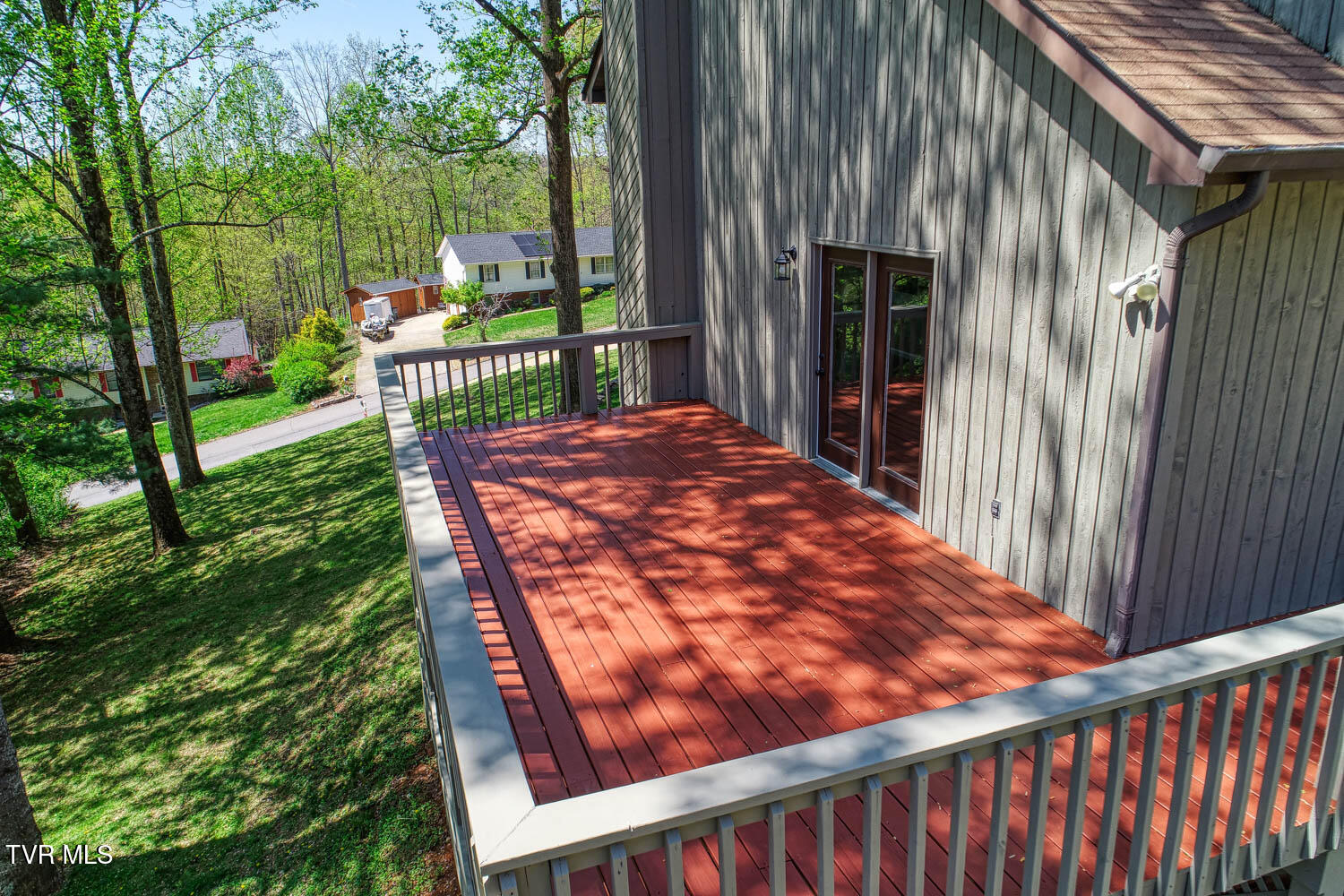 804 Seven Oaks Drive, Mount Carmel, Tennessee image 14