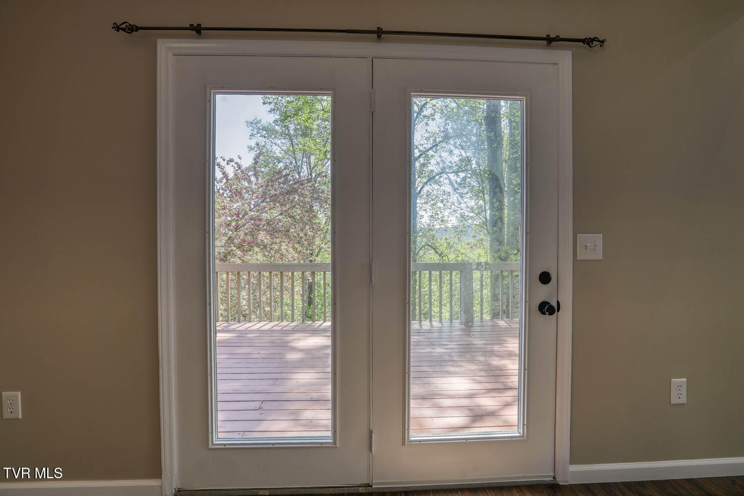 804 Seven Oaks Drive, Mount Carmel, Tennessee image 44