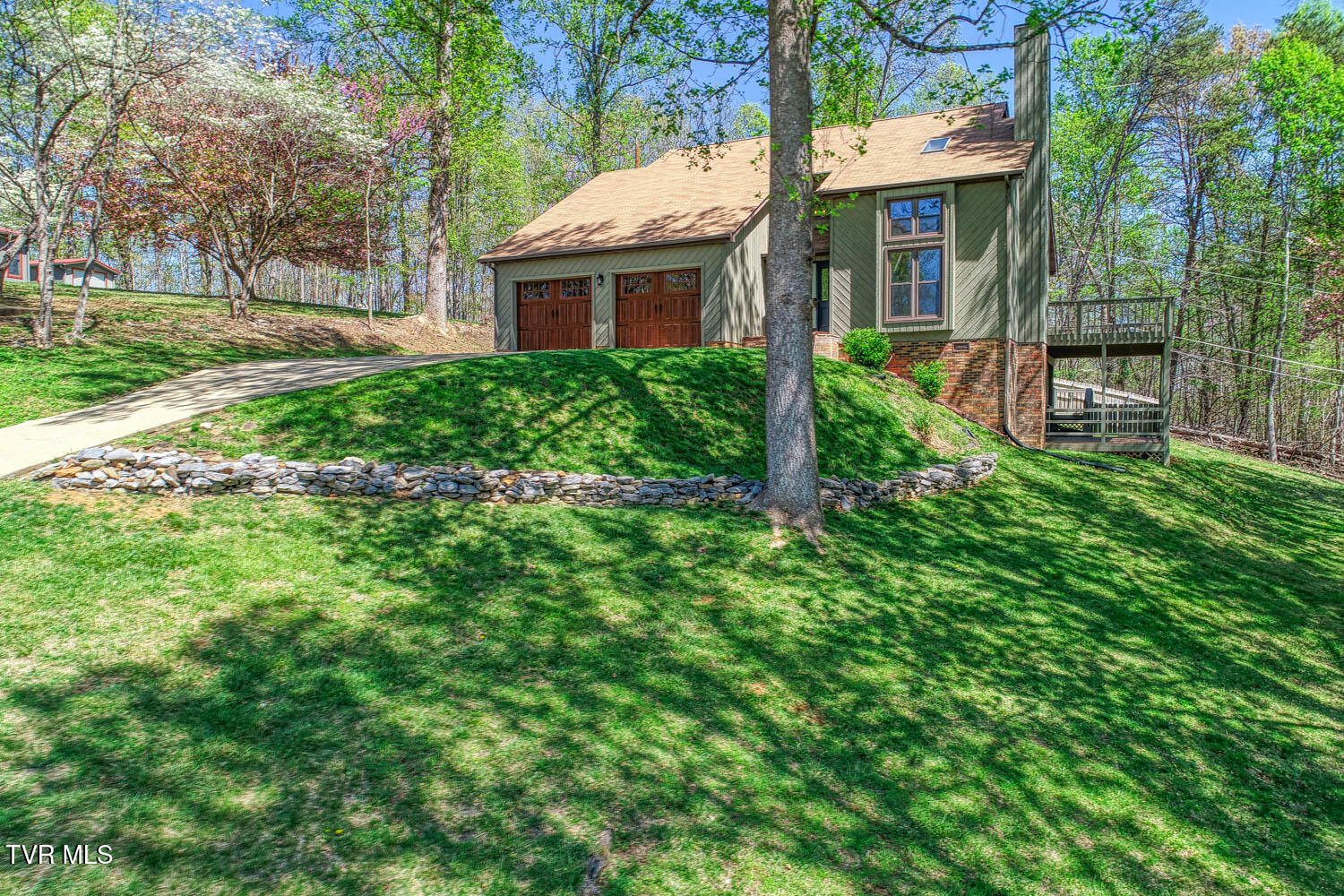 804 Seven Oaks Drive, Mount Carmel, Tennessee image 23