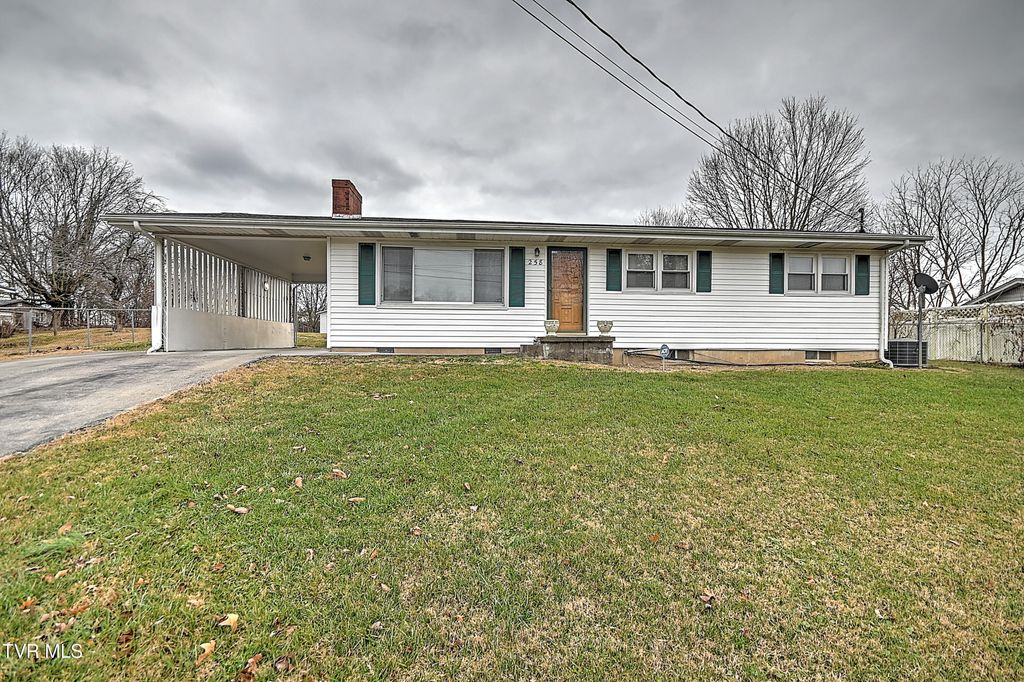 Photo of 258 Blackburn Circle, Bristol, TN 37620 (MLS # 9989861)