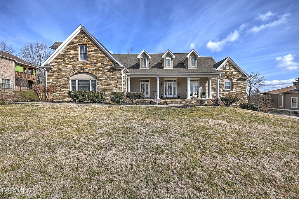 Photo of 204 Strawberry Field Drive, Johnson City, TN 37604 (MLS # 9991170)