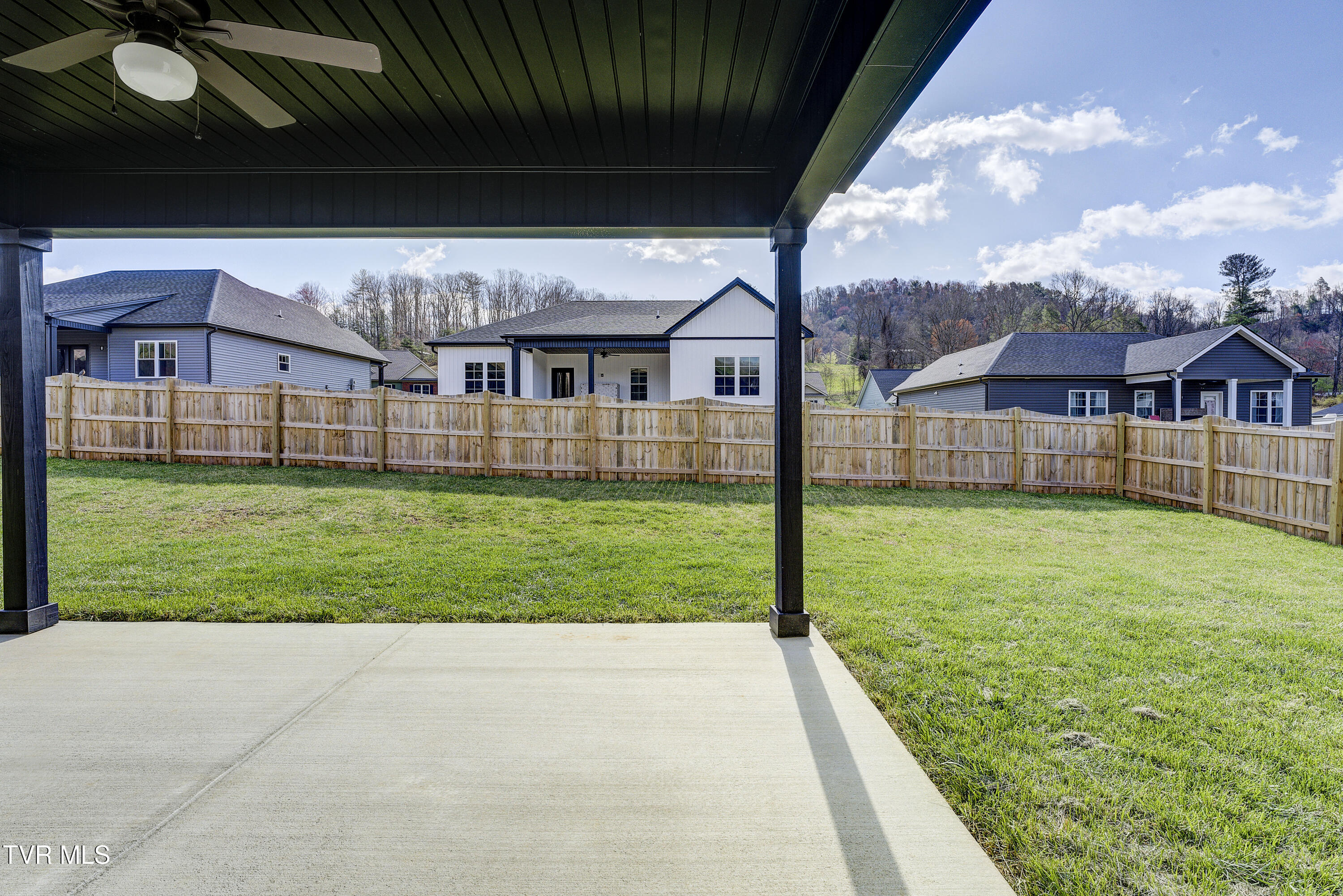 119 Ervin Loop, Erwin, Tennessee image 38