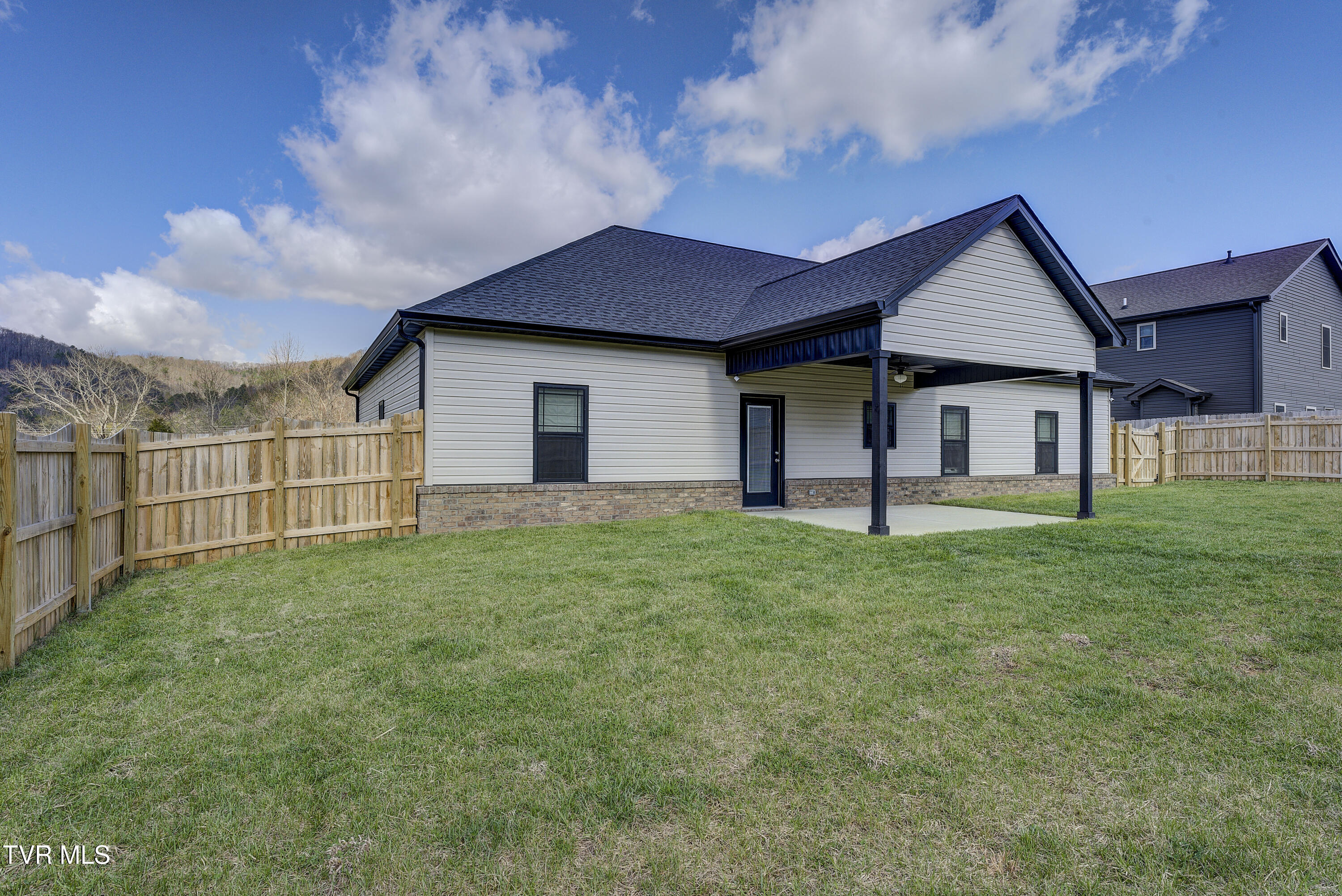 119 Ervin Loop, Erwin, Tennessee image 39
