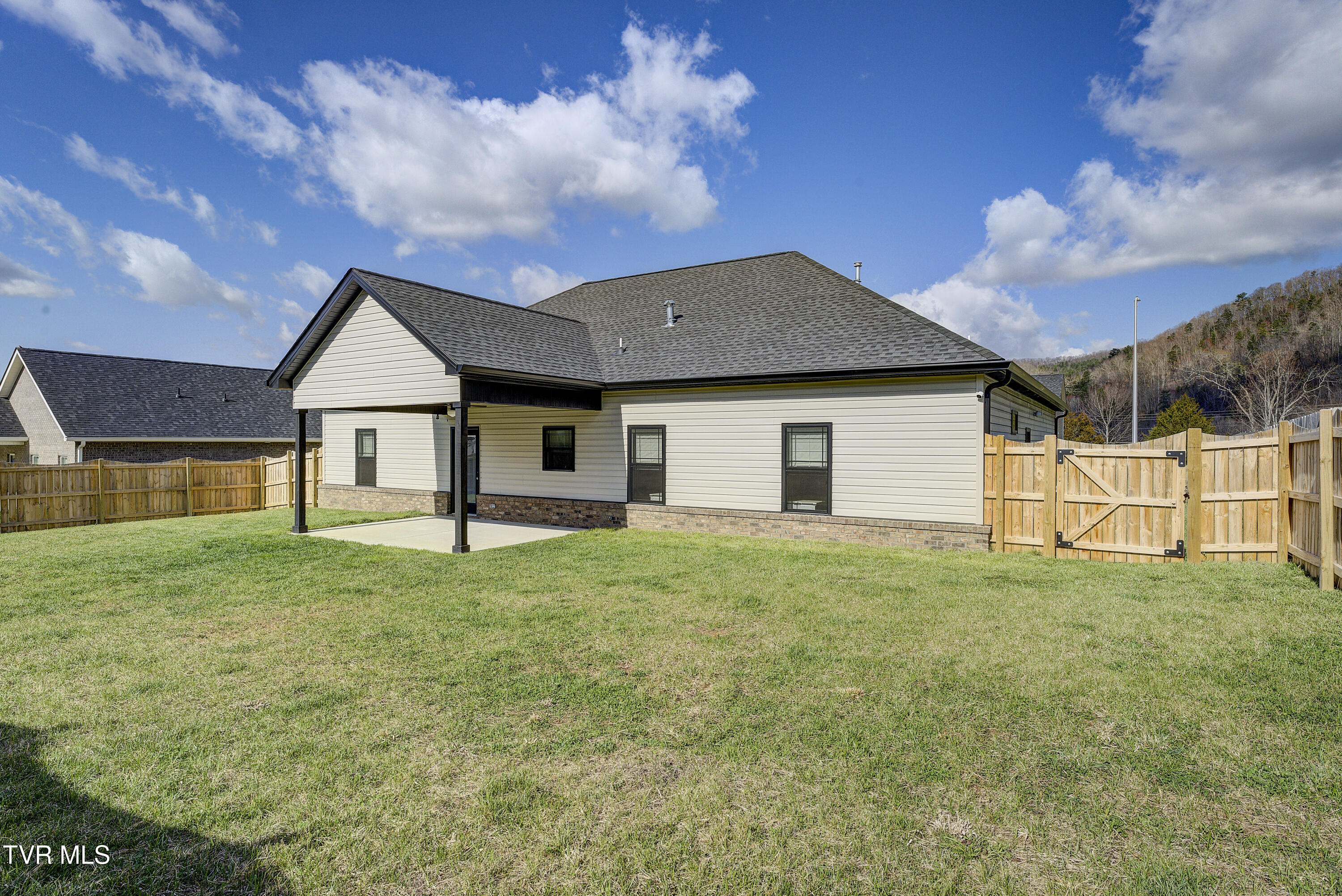 119 Ervin Loop, Erwin, Tennessee image 41