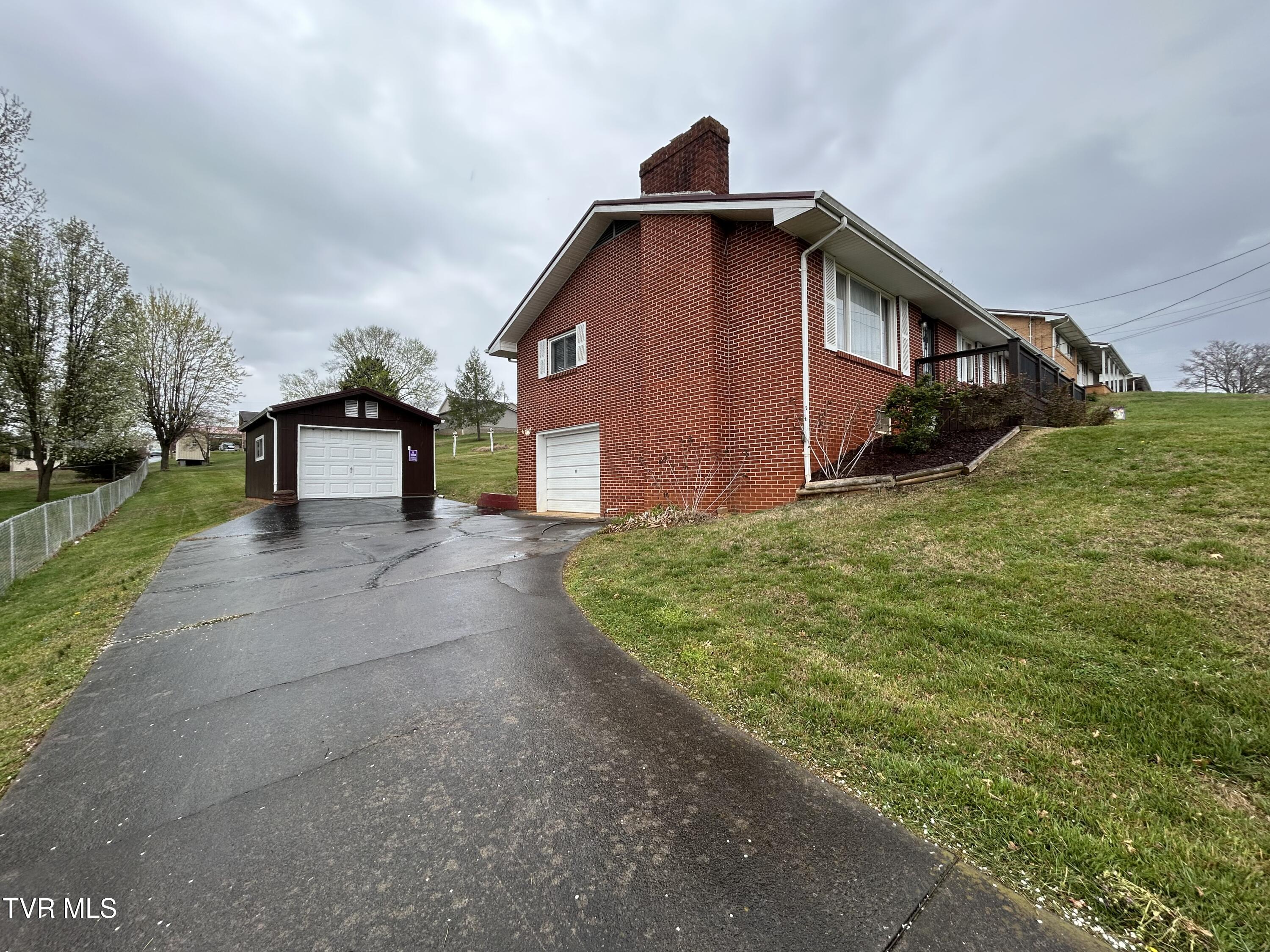 333 Broyles Avenue, Church Hill, Tennessee image 3