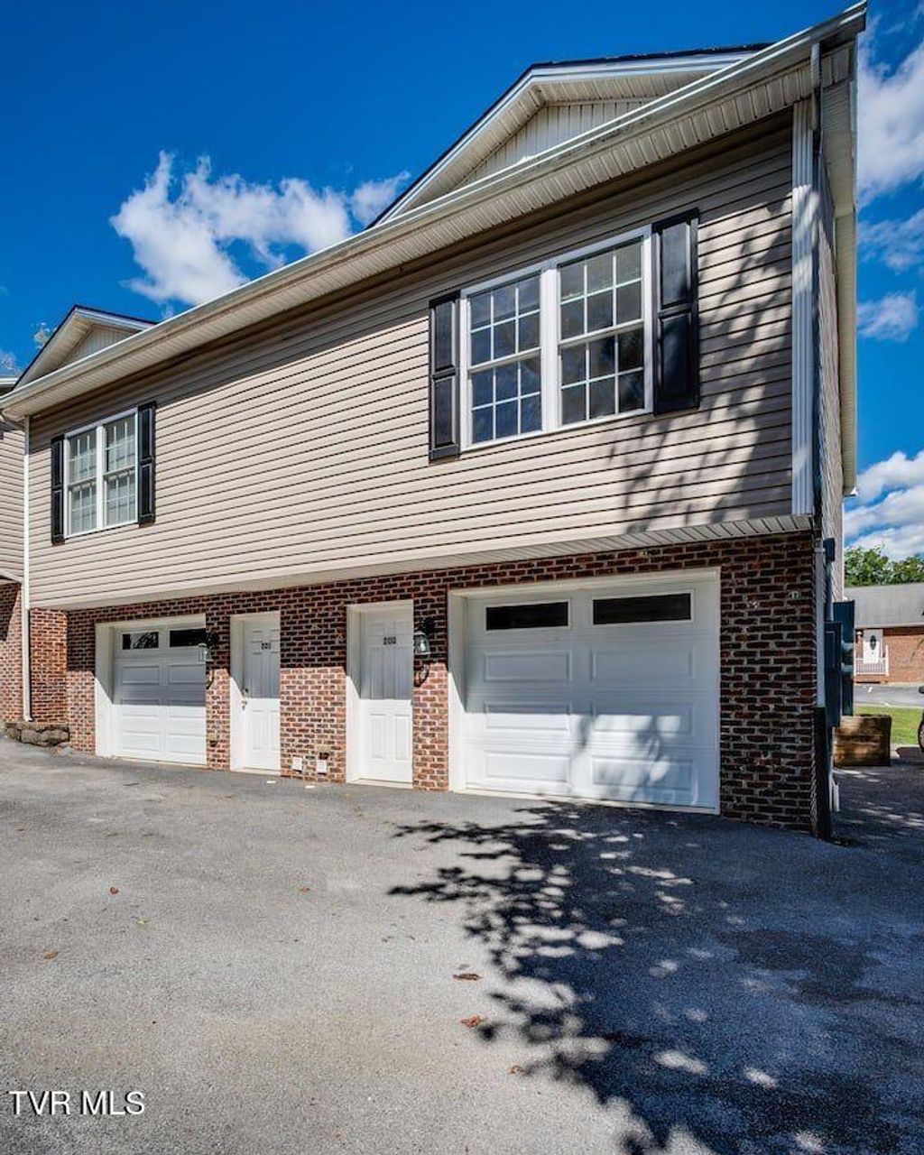Photo of 169 Grande Avenue #200, Johnson City, TN 37601 (MLS # 9985704)