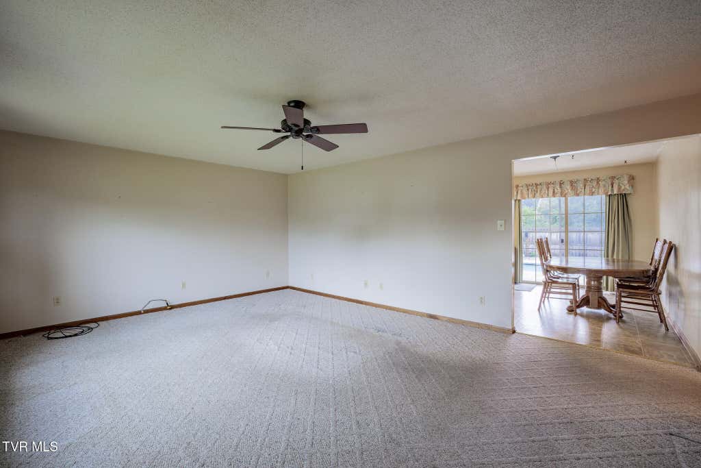 Photo of 706 9th Street, Erwin, TN 37650 (MLS # 9999485)