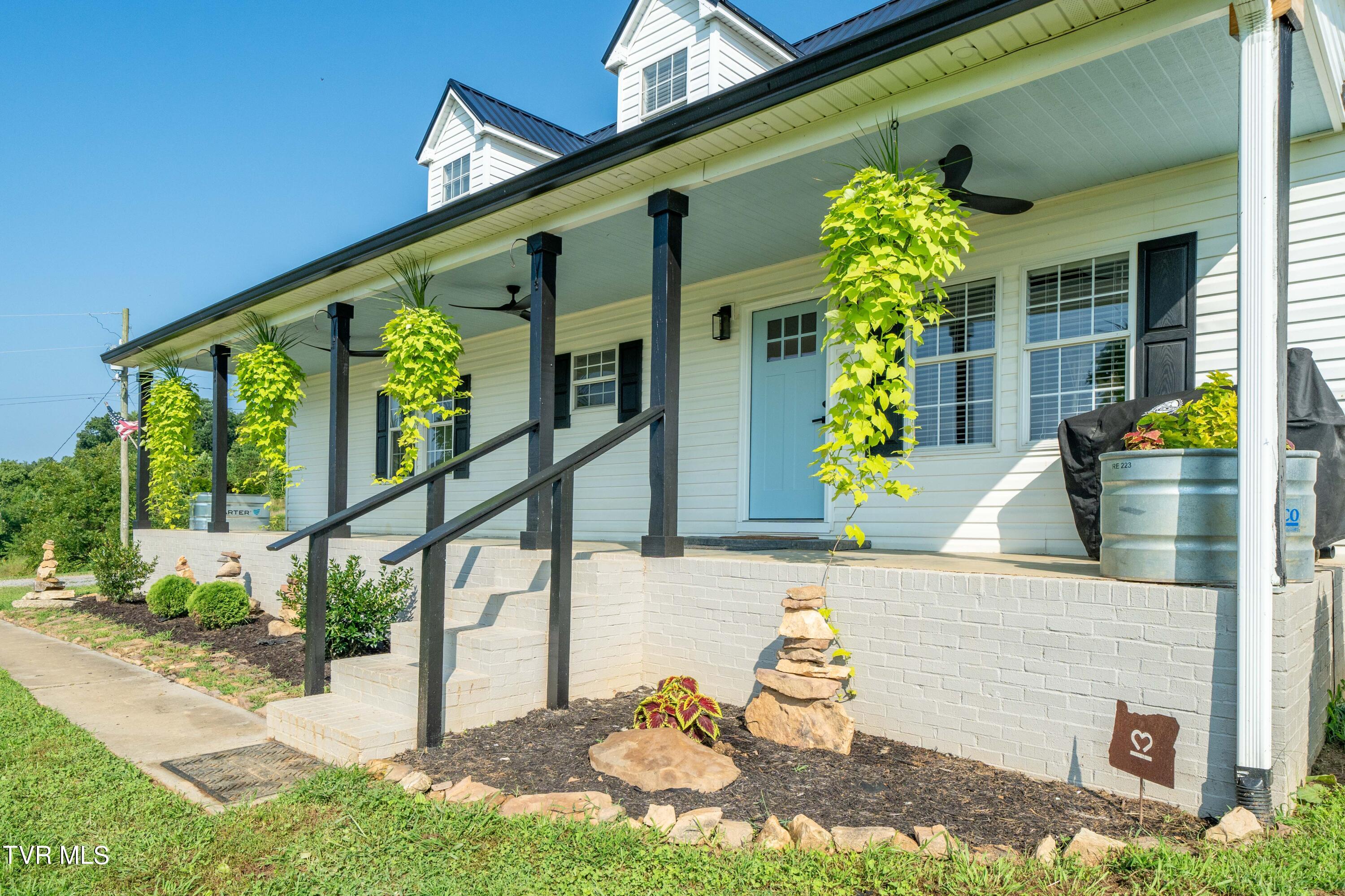 3233 Stanley Valley Road, Surgoinsville, Tennessee image 14
