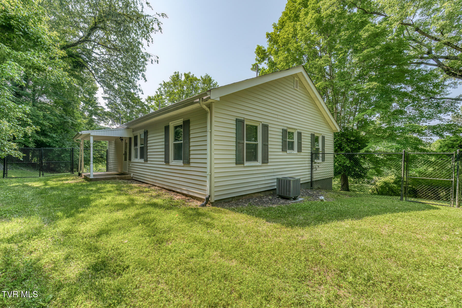 240 Watson Road, Bristol, Tennessee image 31
