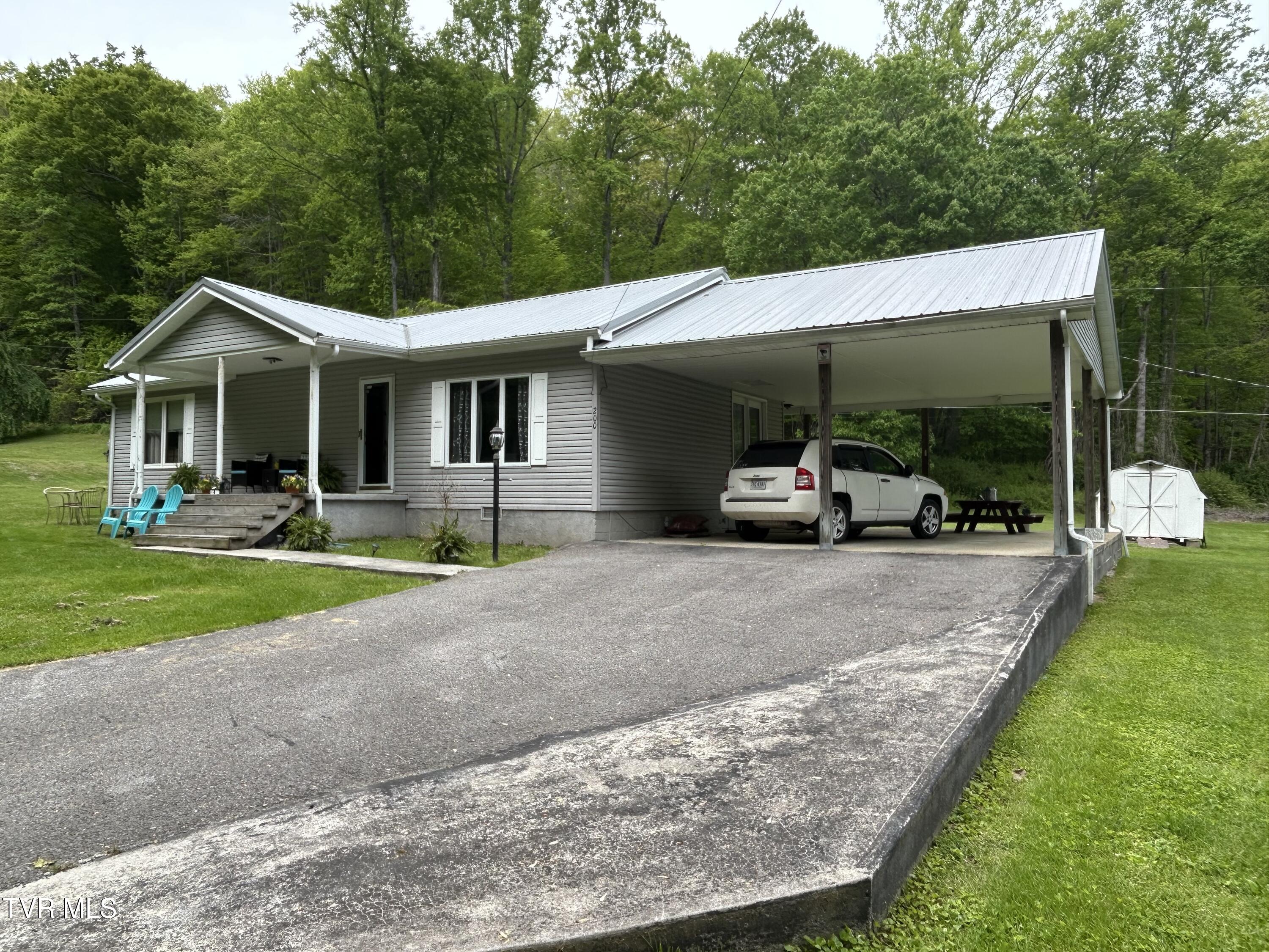 200 Glenbrook Mountain Road, Keokee, Virginia image 3
