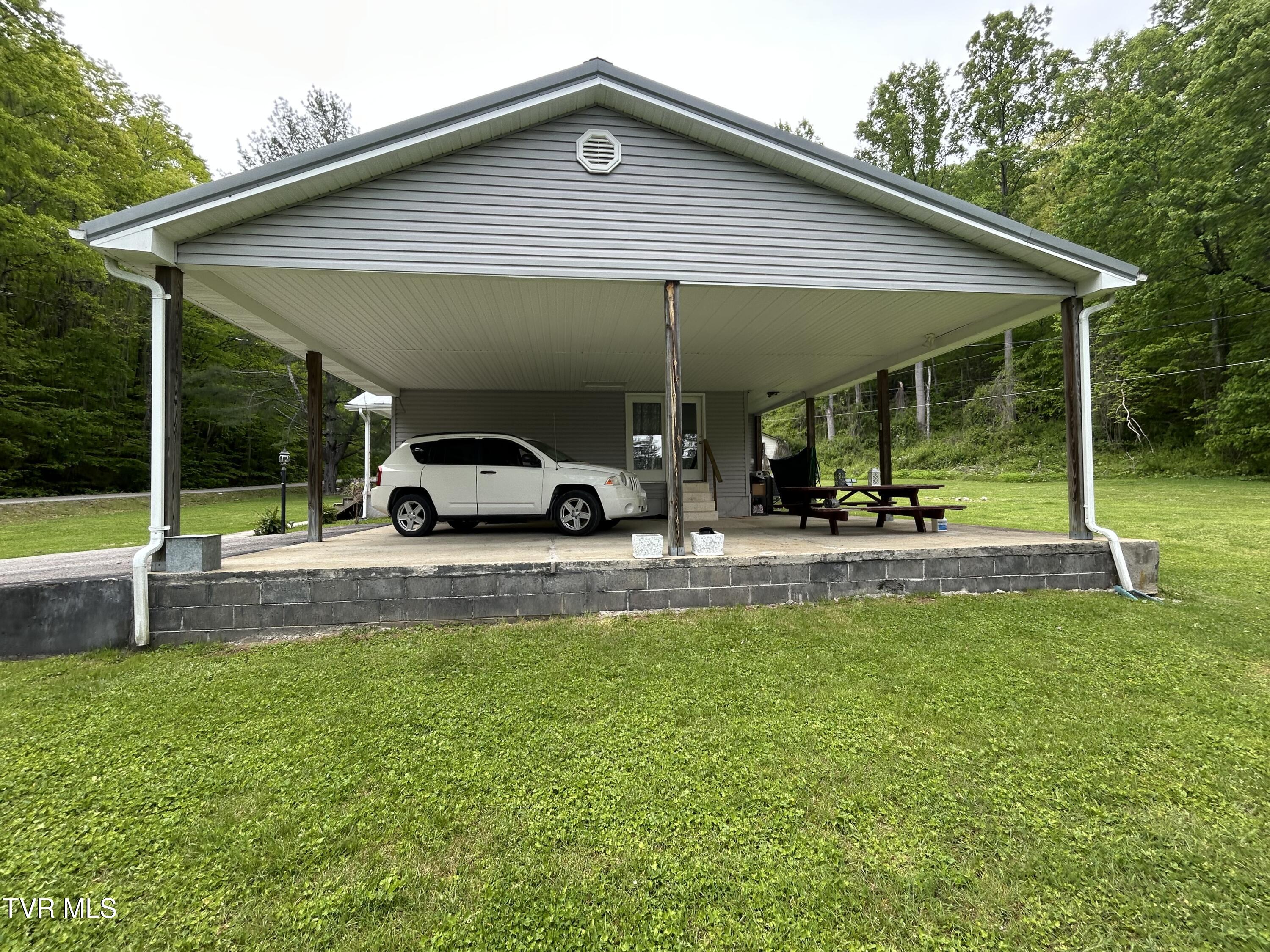 200 Glenbrook Mountain Road, Keokee, Virginia image 6