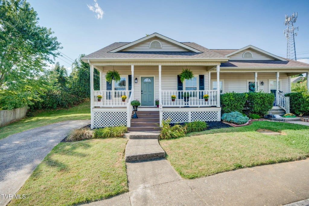 Photo of 263 Main Street Village Drive, Jonesborough, TN 37659 (MLS # 10000834)