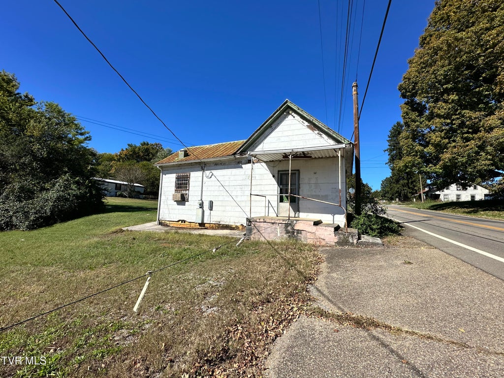 Photo of 445449 Talbott Kansas Road, Talbott, TN 37877 (MLS # 10002303)