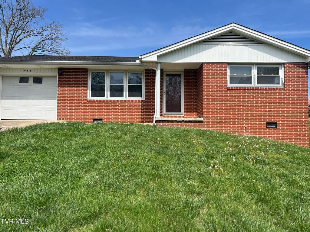 Photo of 936 Delrose Drive, Kingsport, TN 37660 (MLS # 9993616)