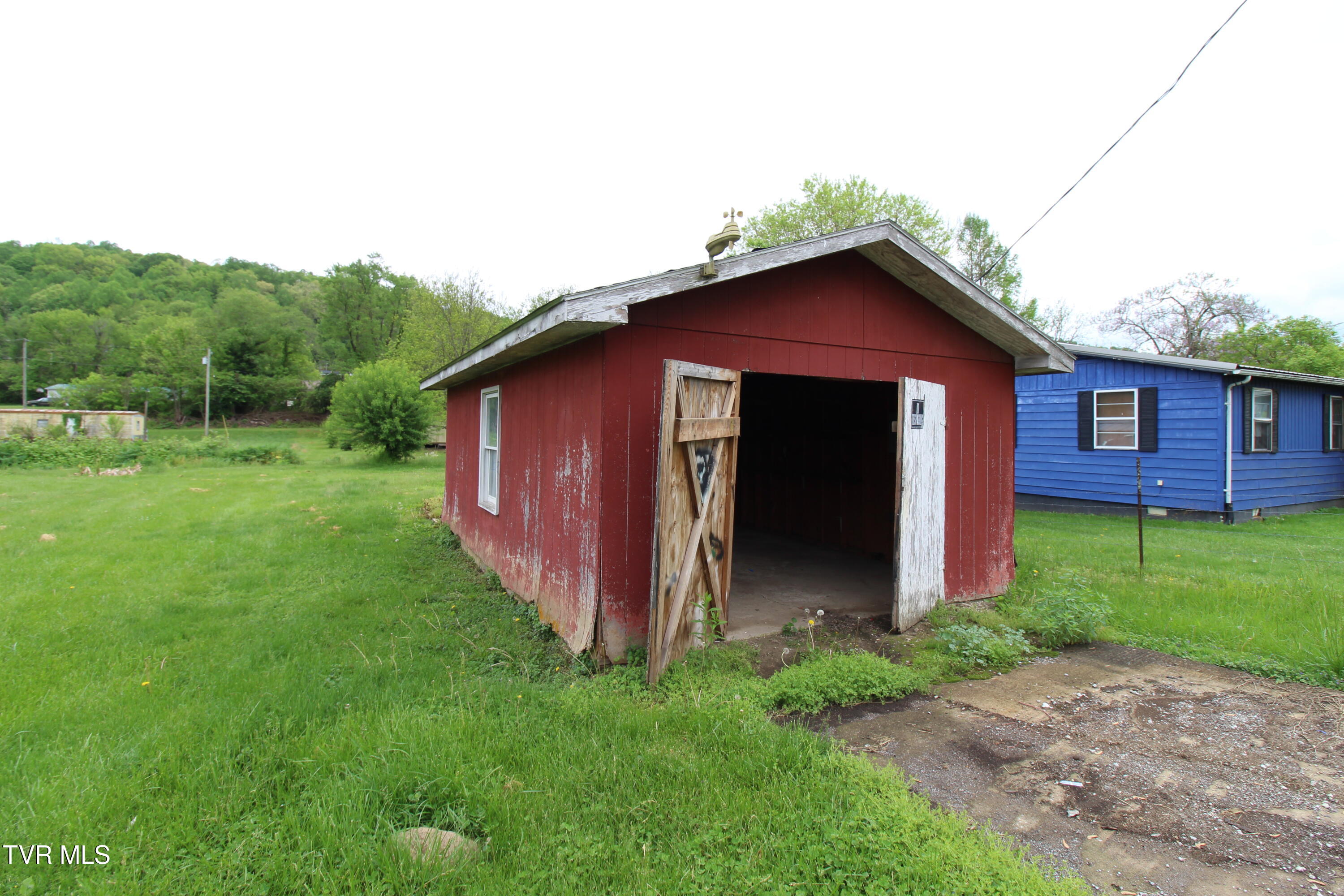 301 Rose Hill Drive, Rose Hill, Virginia image 13