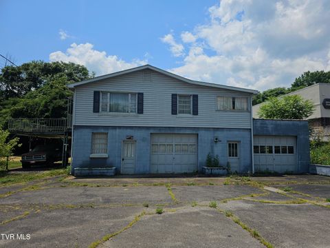 Homes For Sale - 5239 Us Hwy 421<br/> Pennington Gap, VA 24277