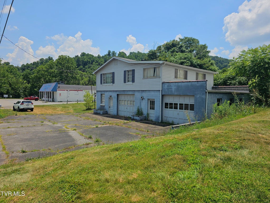 Photo of 5239 Us Hwy 421, Pennington Gap, VA 24277 (MLS # 9984820)