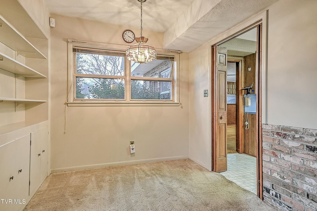 Photo of 210 Farmstead Lane, Bristol, VA 24201 (MLS # 9991472)