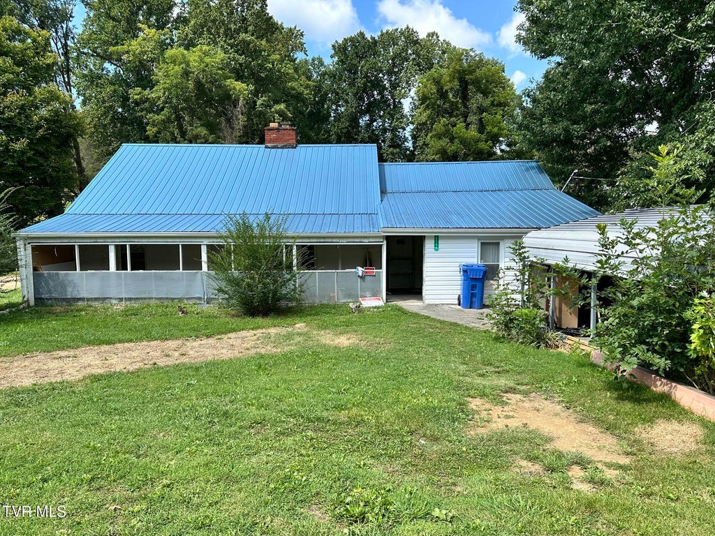 Photo of 2164 Carolina Avenue, Bristol, TN 37620 (MLS # 10000144)