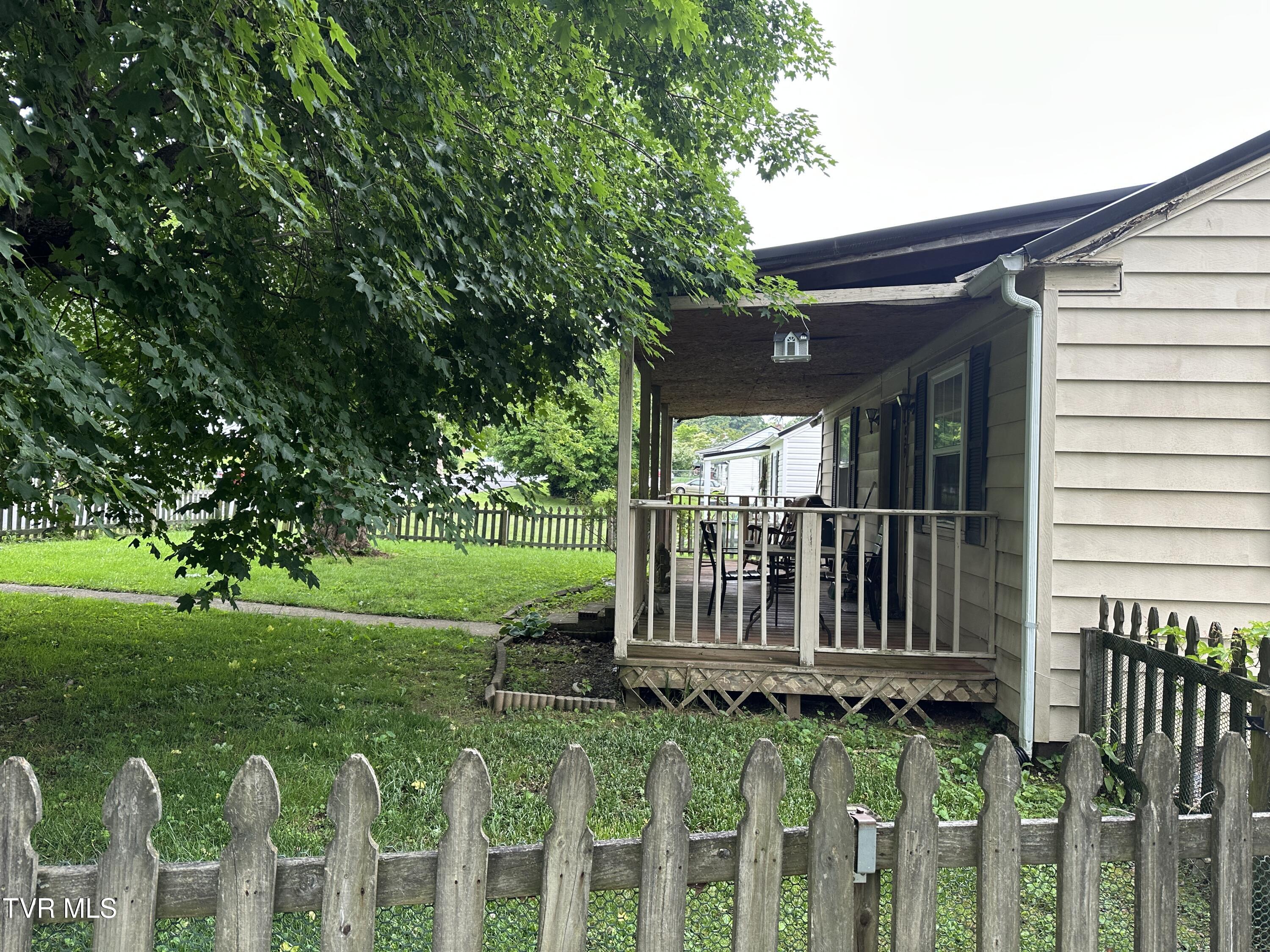 829 Harding Avenue, Johnson City, Tennessee image 2
