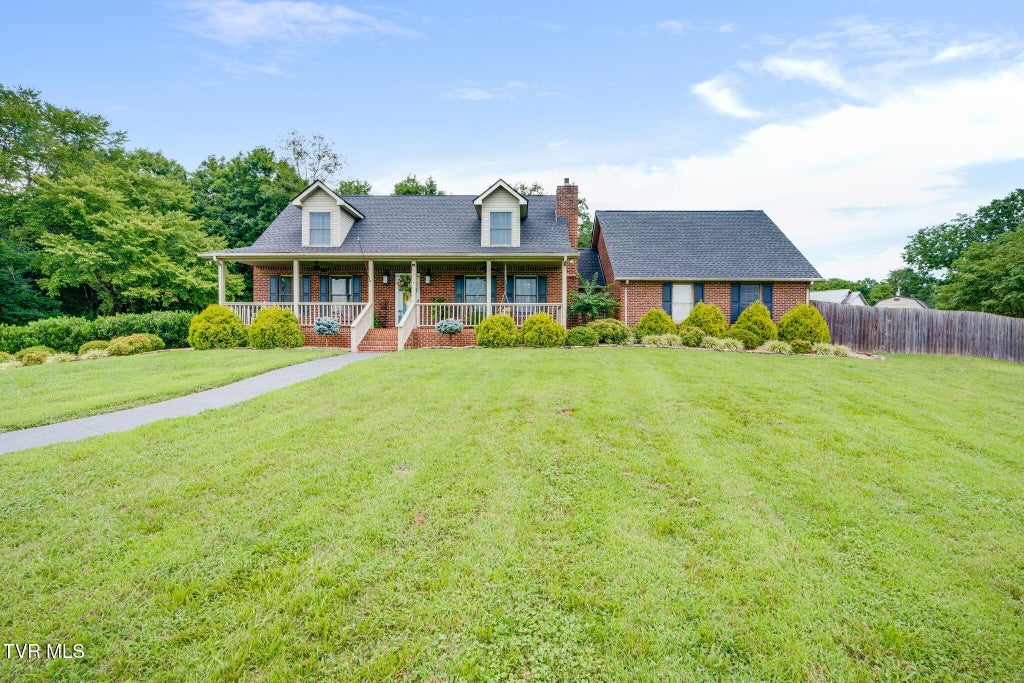Photo of 214 Brooks Landing Circle, Rogersville, TN 37857 (MLS # 9999154)