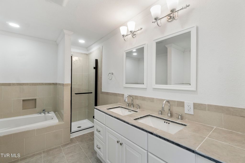 Photo of 129 Ridgeway Avenue, Church Hill, TN 37642 (MLS # 9989703)