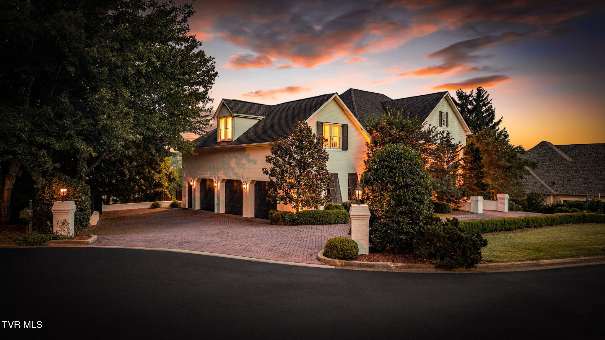 6 Laurel Trace
