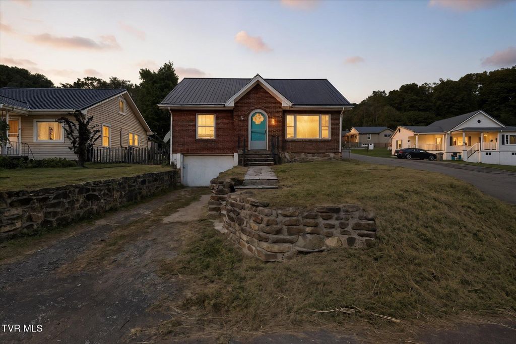 Photo of 279 Chapel Street, Weber City, VA 24290 (MLS # 9995524)
