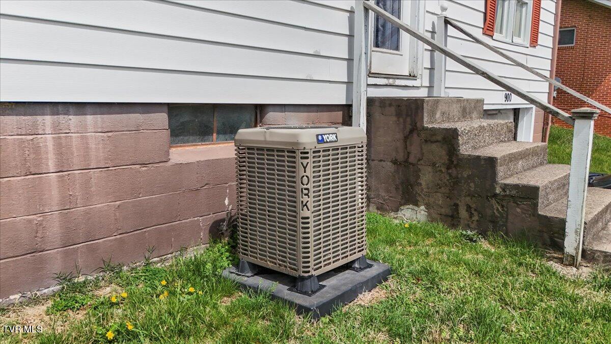 900 Tip Top Avenue, Kingsport, Tennessee image 35
