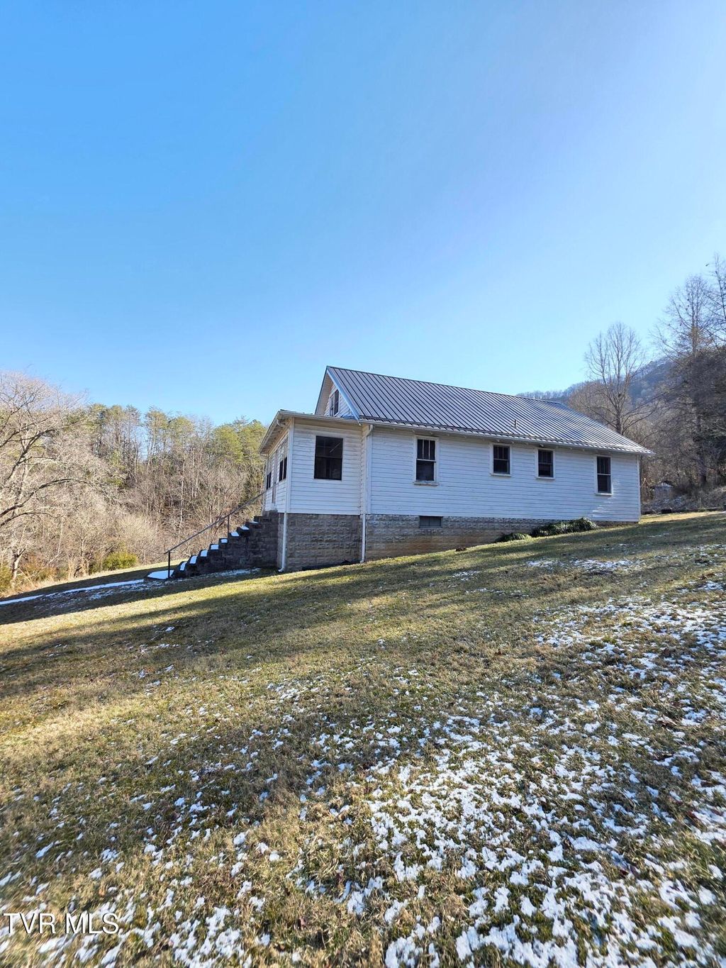 Photo of 6793 Robinette Valley Road, Duffield, VA 24244 (MLS # 9990420)