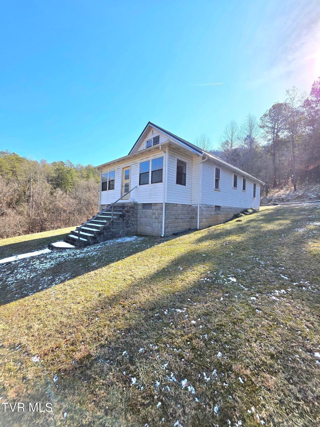 Photo of 6793 Robinette Valley Road, Duffield, VA 24244 (MLS # 9990420)