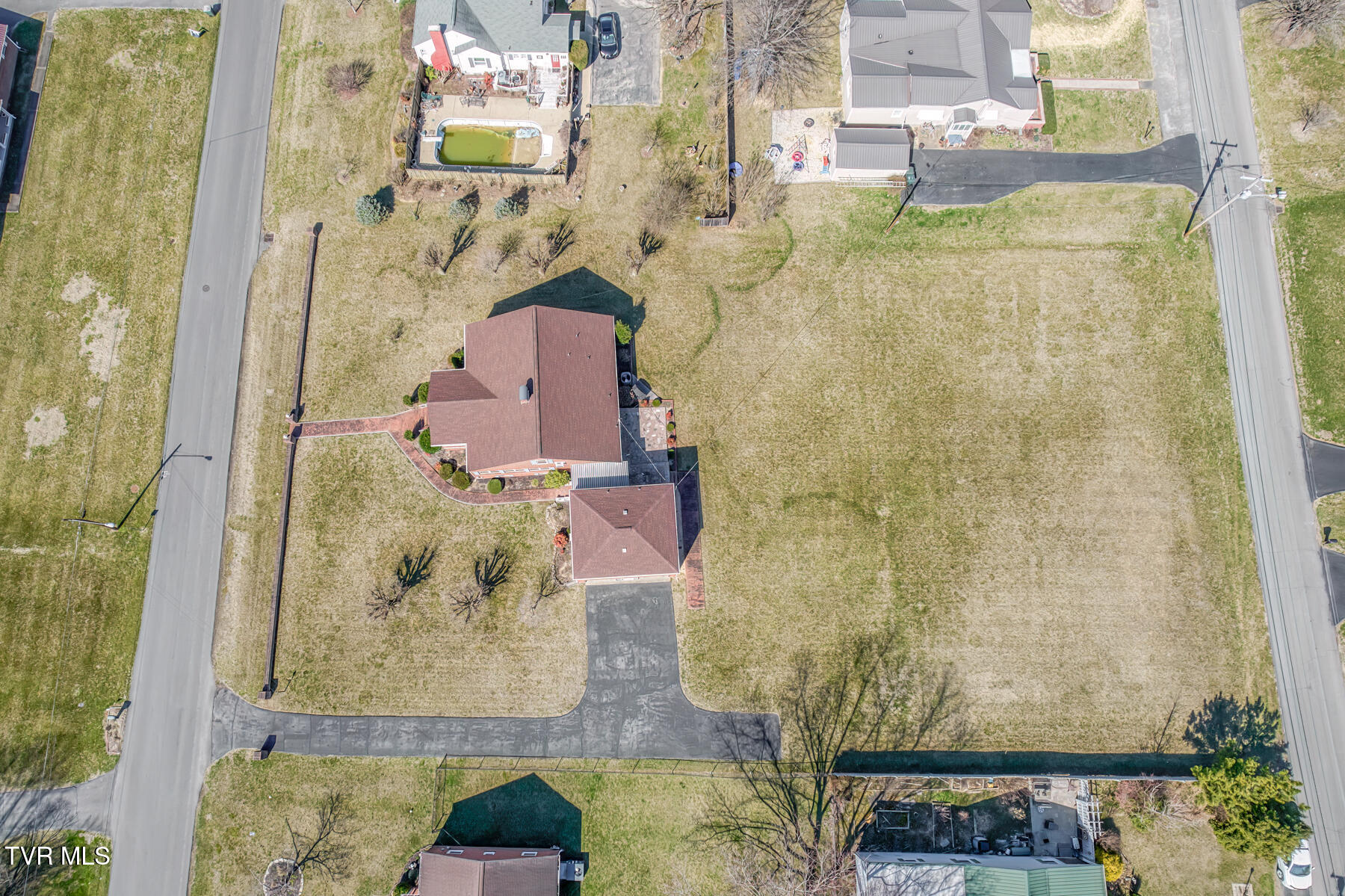 615 Parkway Boulevard, Elizabethton, Tennessee image 12