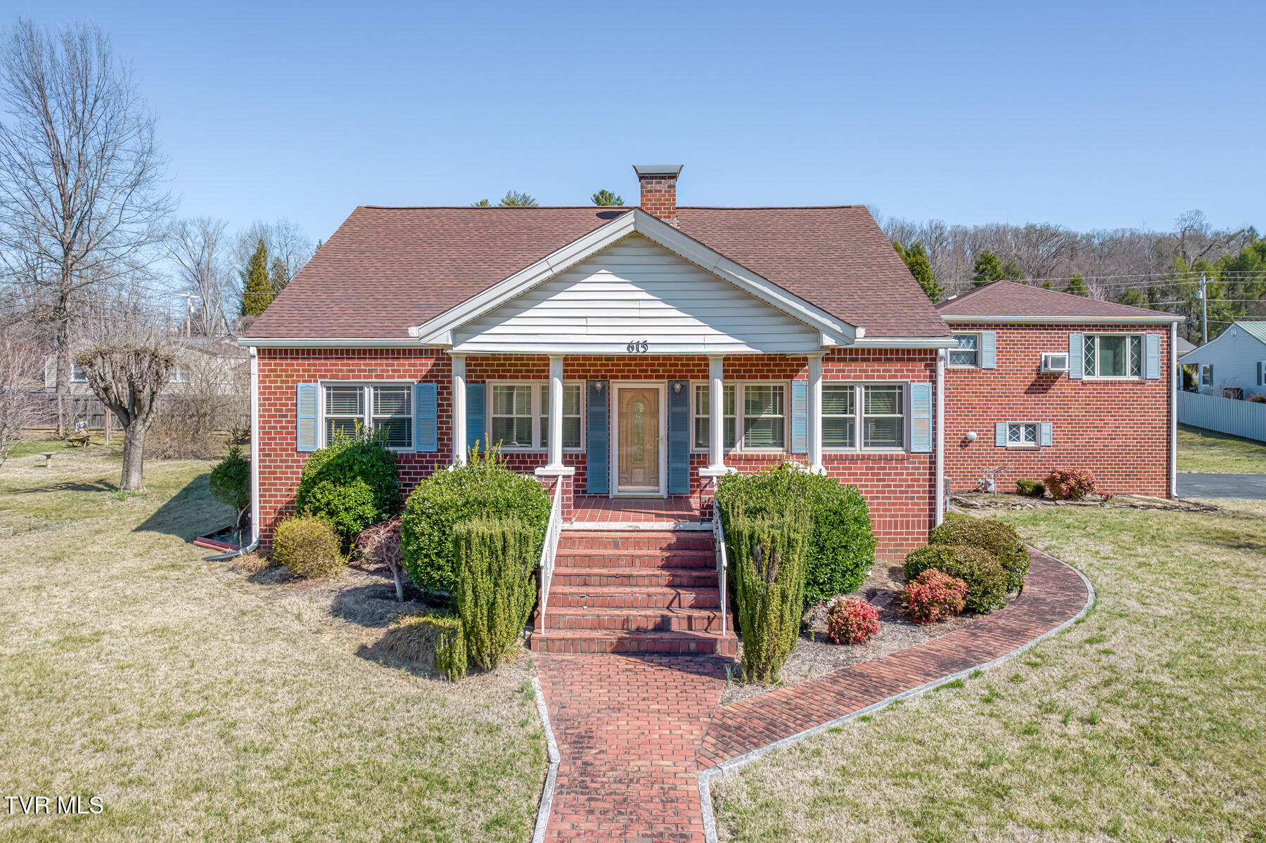 615 Parkway Boulevard, Elizabethton, Tennessee image 2