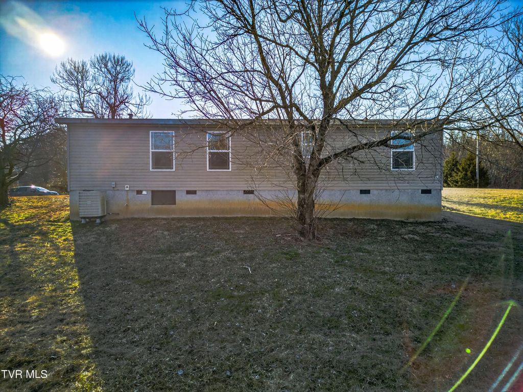 Photo of 238 Overlook Lane, Rutledge, TN 37861 (MLS # 9991070)