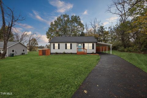 Photo of 1817 Ridgemont Drive Drive, Greeneville, TN 37745 (MLS # 9987468)
