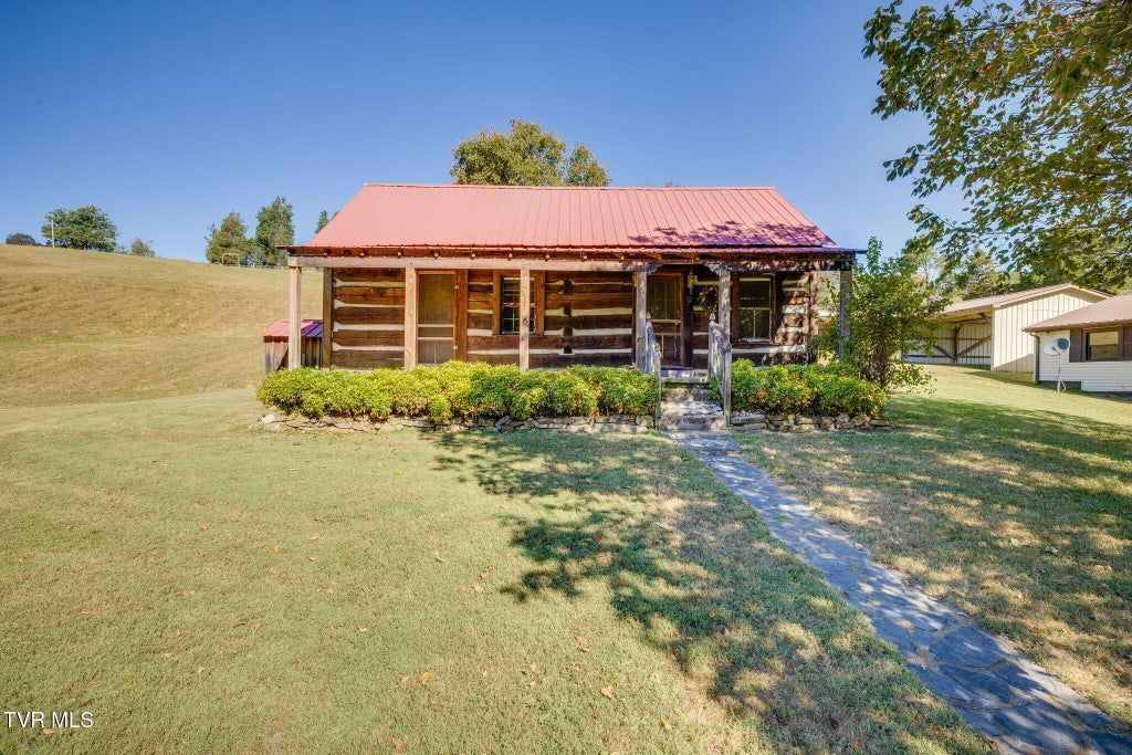 Photo of 221 Amis Chapel Road, Surgoinsville, TN 37873 (MLS # 10001612)